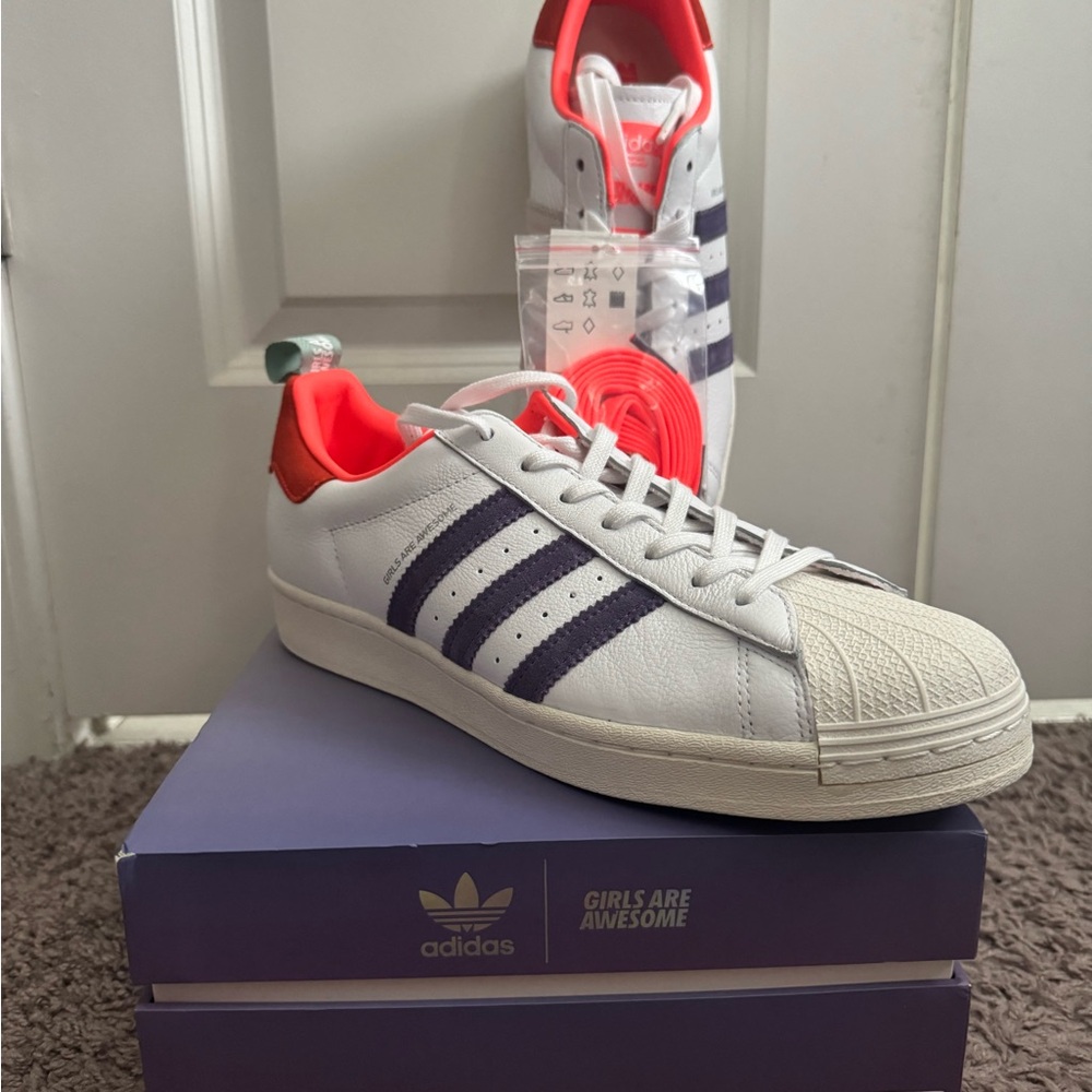Adidas White and Purple Sneakers
